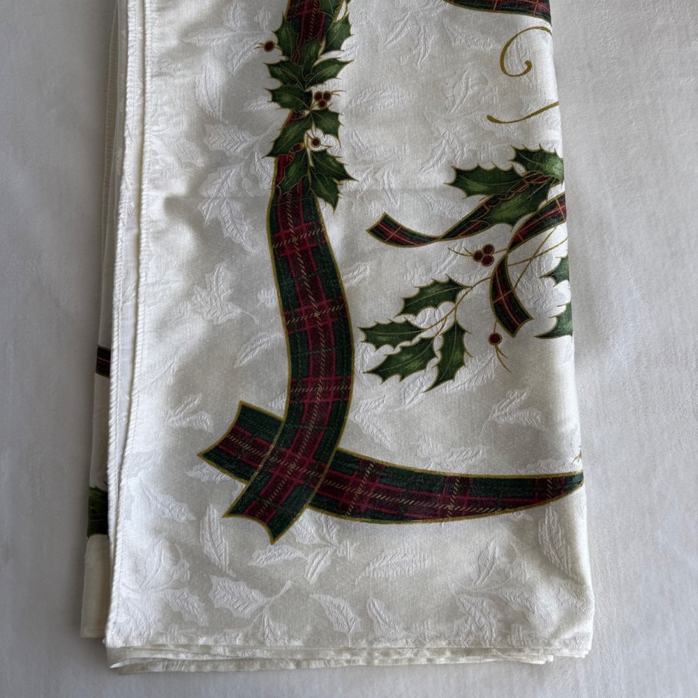 Vintage Lenox Christmas Large Rectangular Tablecloth Approx.‎ 58 X 114 Holiday